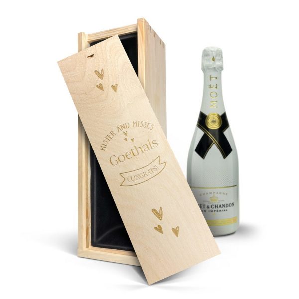 Hét perfecte Cadeau -  Champagne in gegraveerde kist – Moët & Chandon Ice Imperial (750ml)
