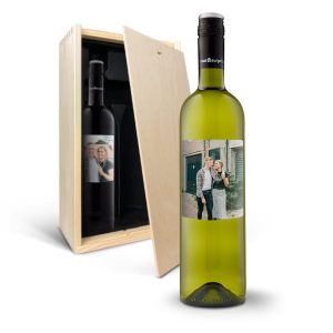 Hét perfecte Cadeau -  Wijnpakket met bedrukt etiket – Maison de la Surprise – Merlot en Sauvignon Blanc