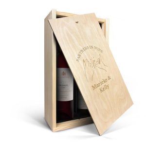 Hét perfecte Cadeau -  Wijnpakket in gegraveerde kist – Salentein Primus Malbec en Chardonnay