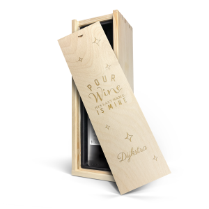 Hét perfecte Cadeau -  Wijn in begegraveerde rukte kist – Maison de la Surprise – Merlot