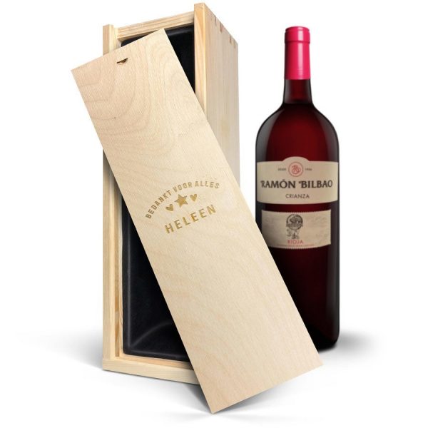 Hét perfecte Cadeau -  Wijn in gegraveerde kist – Ramon Bilbao Crianza (Magnum)