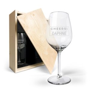 Hét perfecte Cadeau -  Wijnkist met wijnglazen – 3 vaks (gegraveerde glazen)